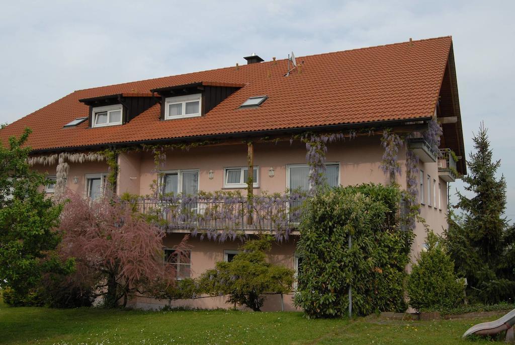 Gaestehaus Kleine Kalmit Λαντάου Εξωτερικό φωτογραφία